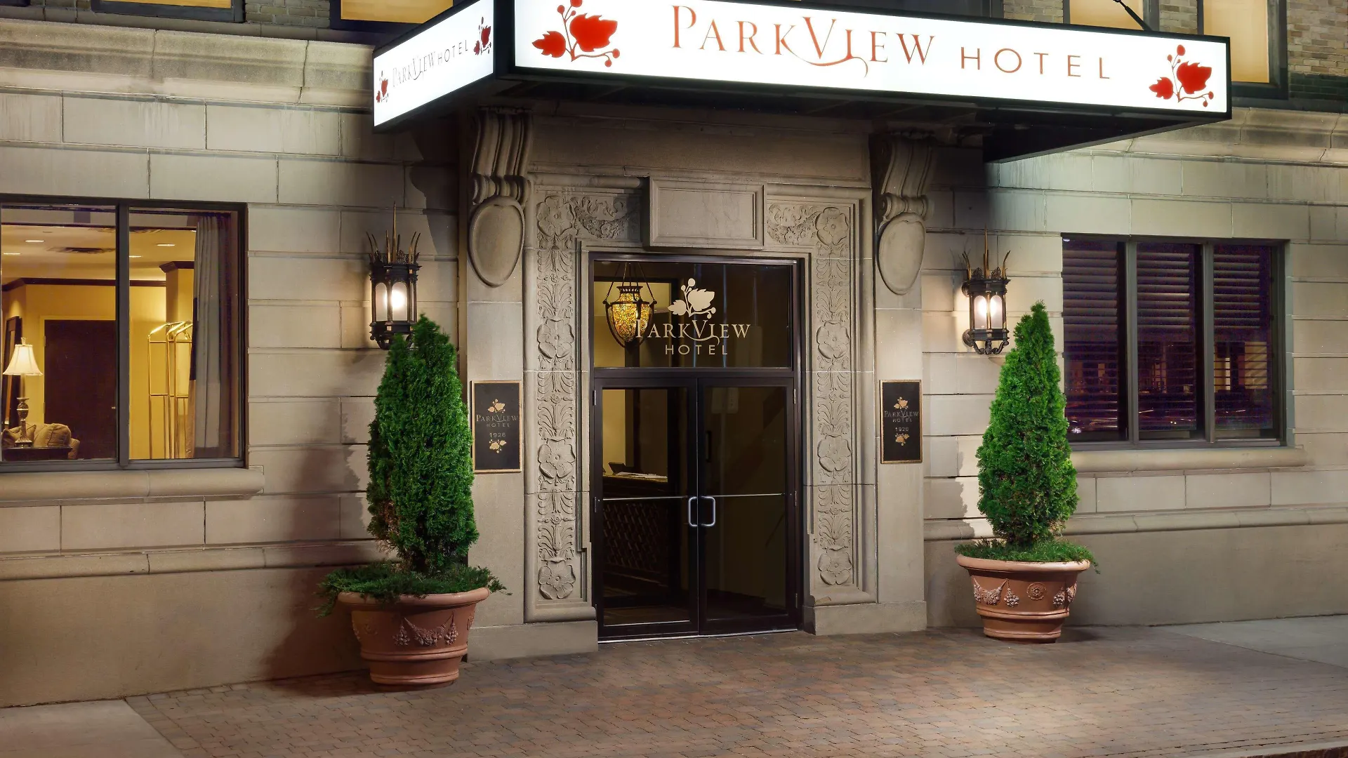 Where to Stay Near Syracuse's Museum of Science and Technology: 7 Design Hotels