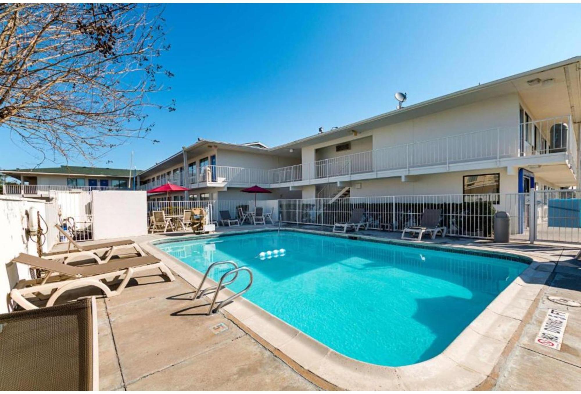 5 Motel 6 Hotels Near McAllen Intl Museum for Easy Access