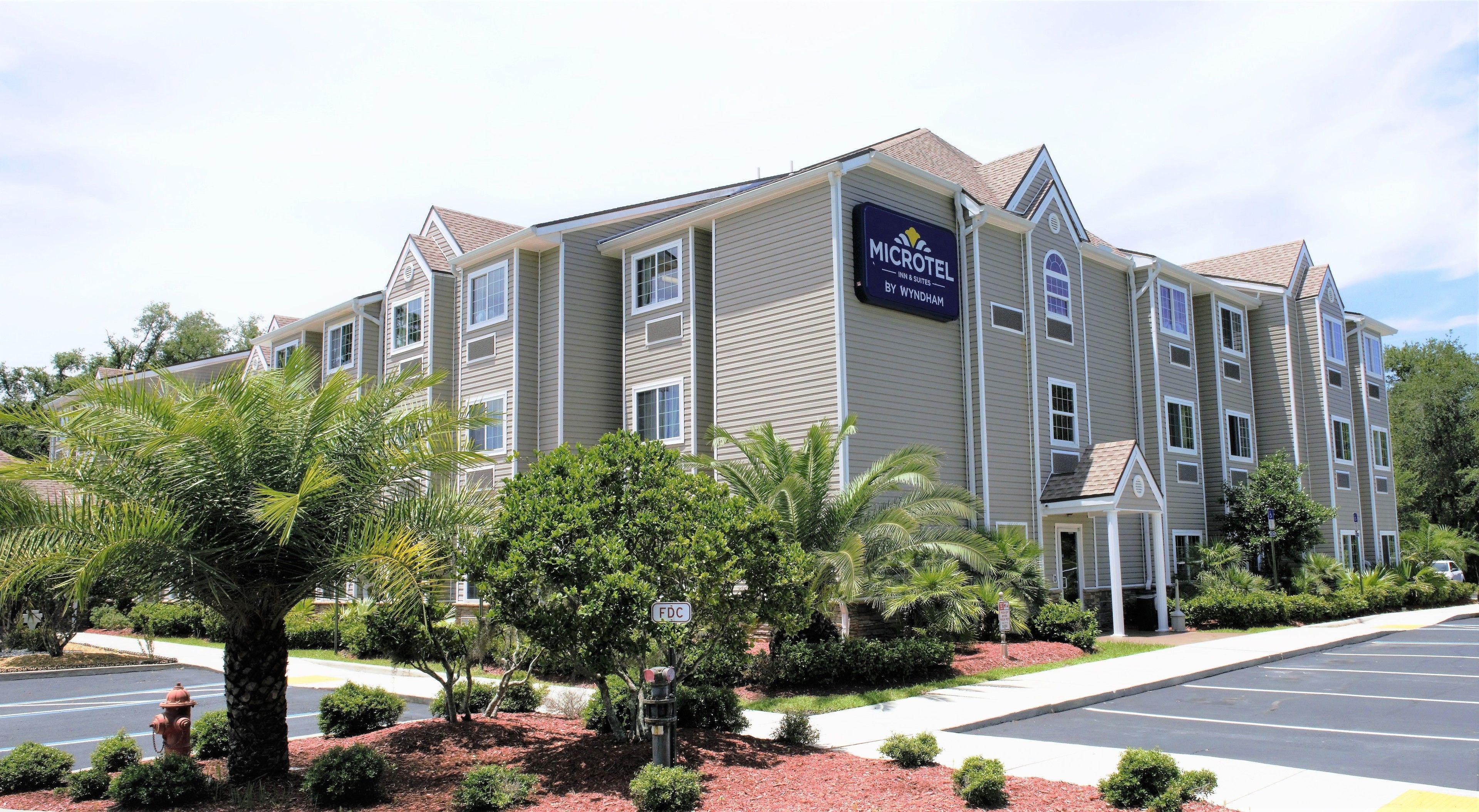 Staying In North Jacksonville: 7 Three-Star Hotels Compared